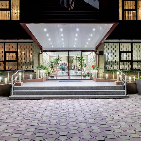 מנגליה Hotel Paradiso מראה חיצוני תמונה