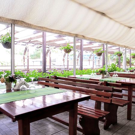 מנגליה Hotel Paradiso מראה חיצוני תמונה