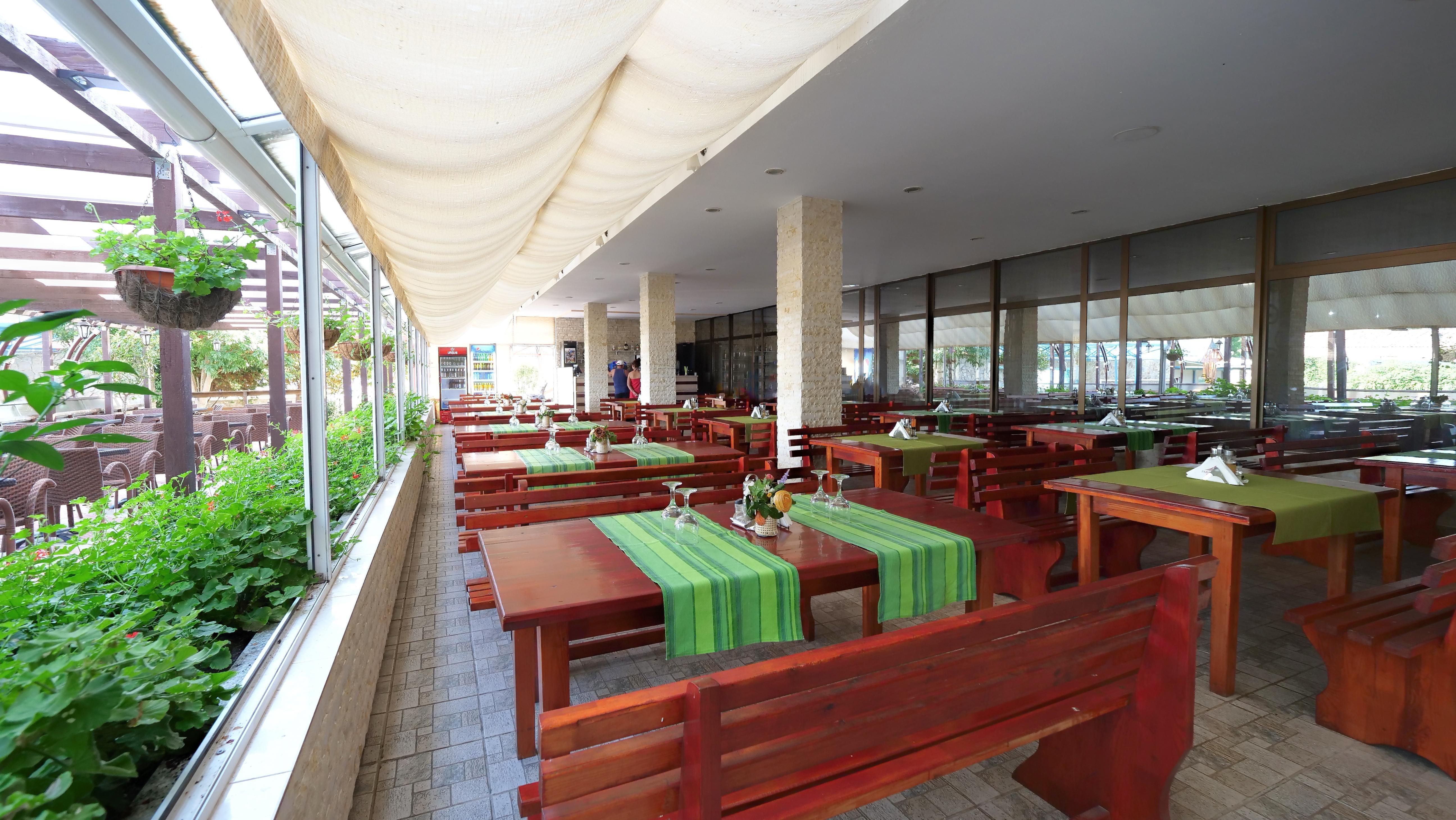 מנגליה Hotel Paradiso מראה חיצוני תמונה