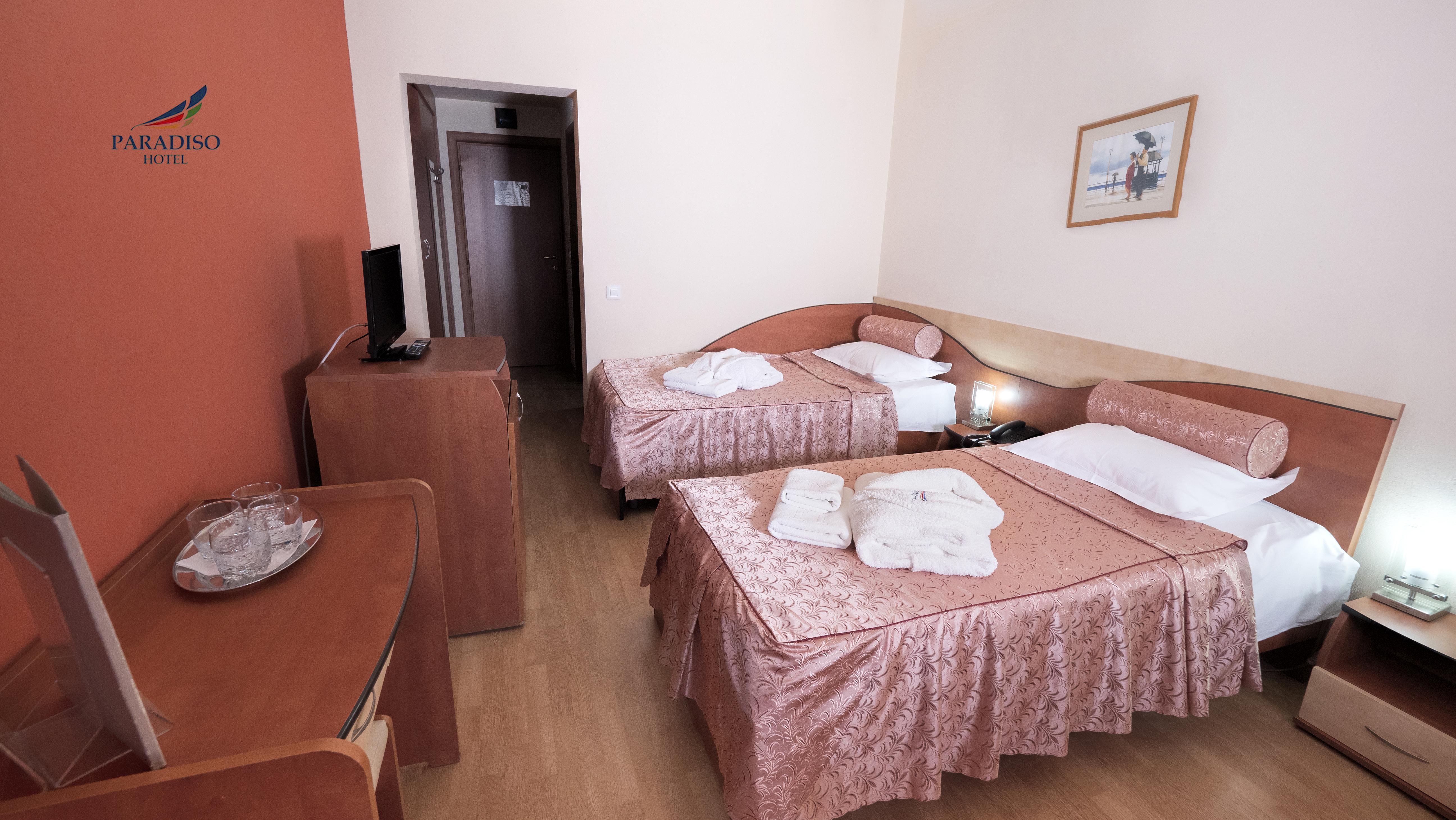 מנגליה Hotel Paradiso מראה חיצוני תמונה