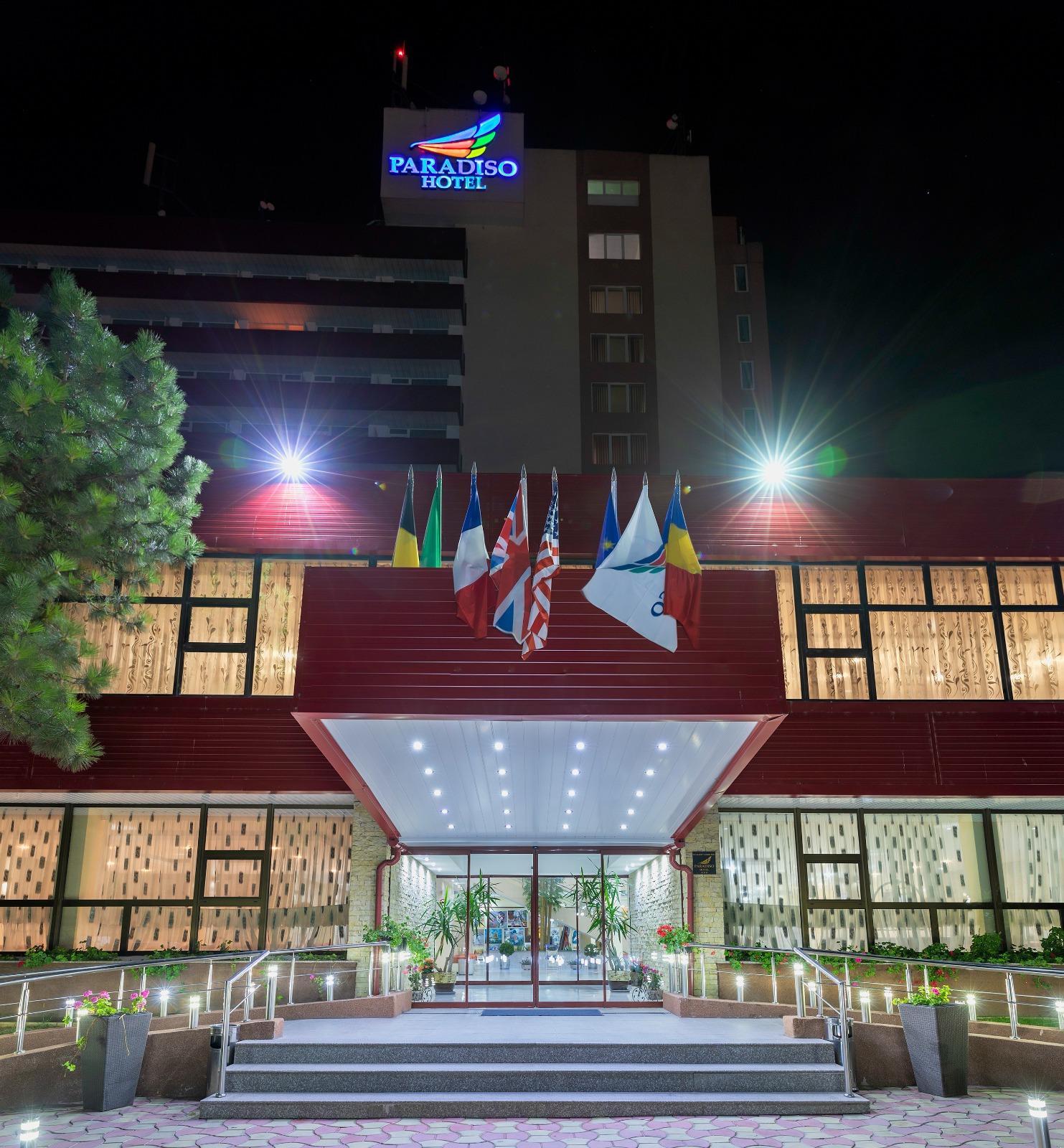 מנגליה Hotel Paradiso מראה חיצוני תמונה